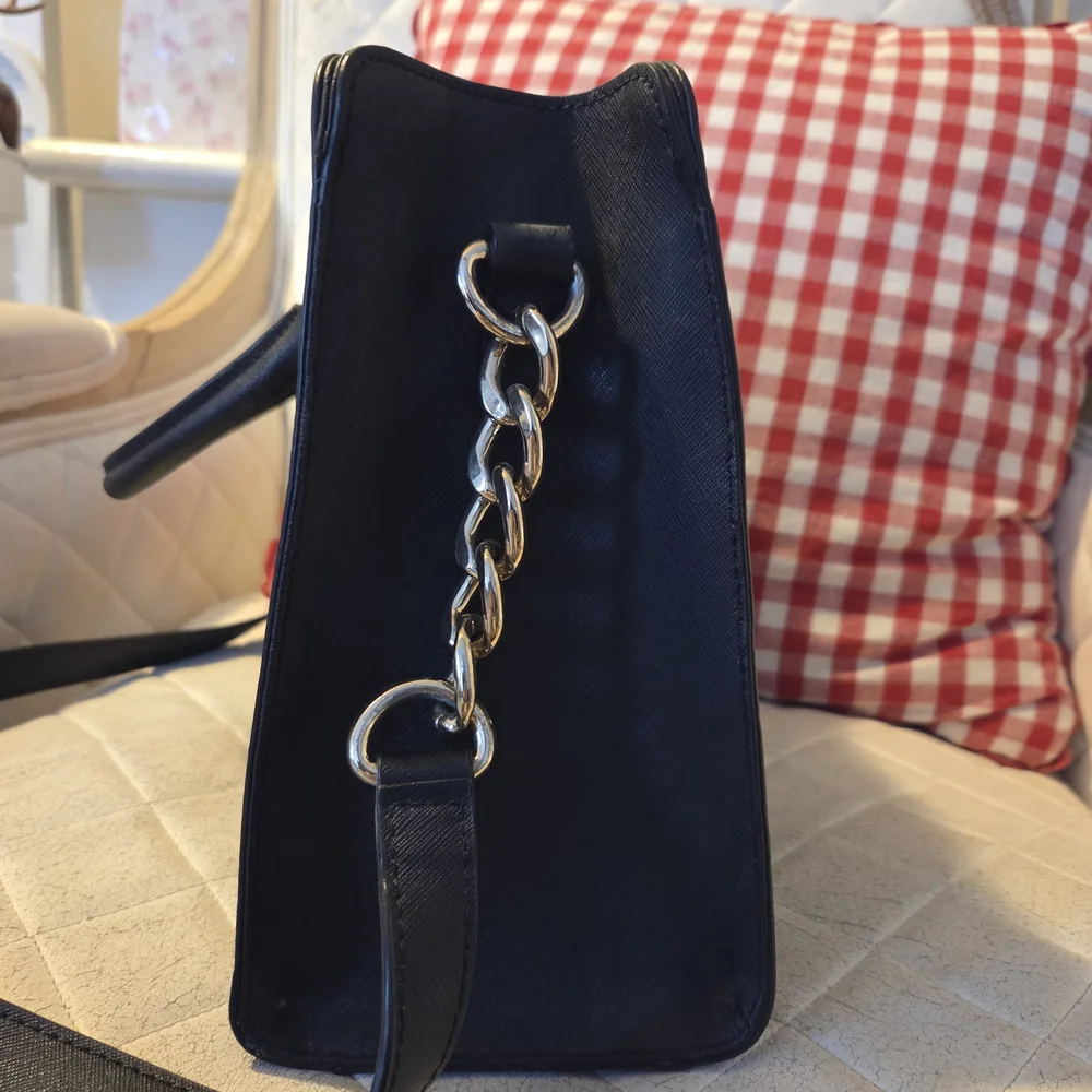 Michael Kors Black Handbag with Gold Accents - Picture 4 of 12